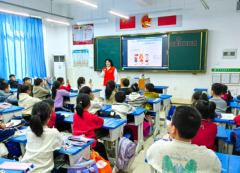 服务的普惠性可及性快捷性才能让教育改革开展成果惠及人民群众