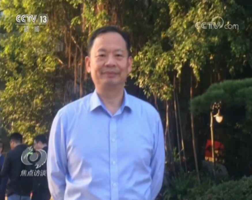 医护眼中有哪些难忘的身影?她们用特殊的方式记录下这些瞬间